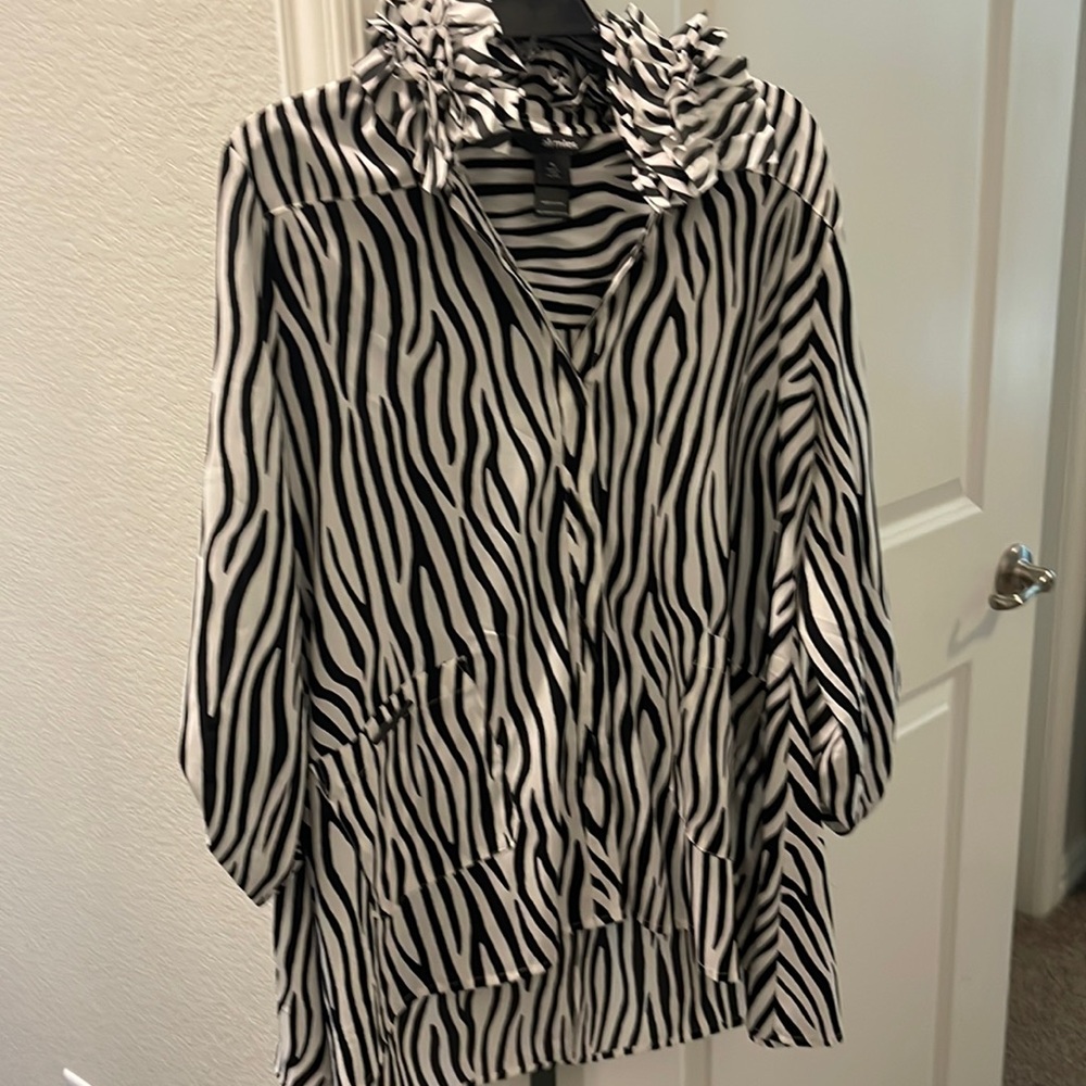 Ali Miles top
